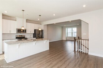 4806 Spruce Rd in Gibsonia, PA - Building Photo - Building Photo