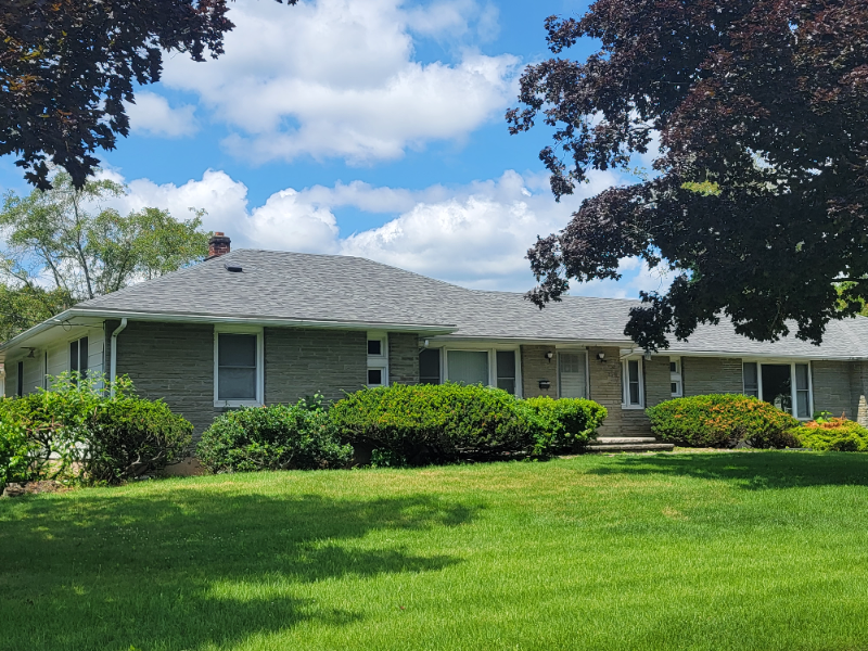 151 Huston Ave in Stroudsburg, PA - Building Photo