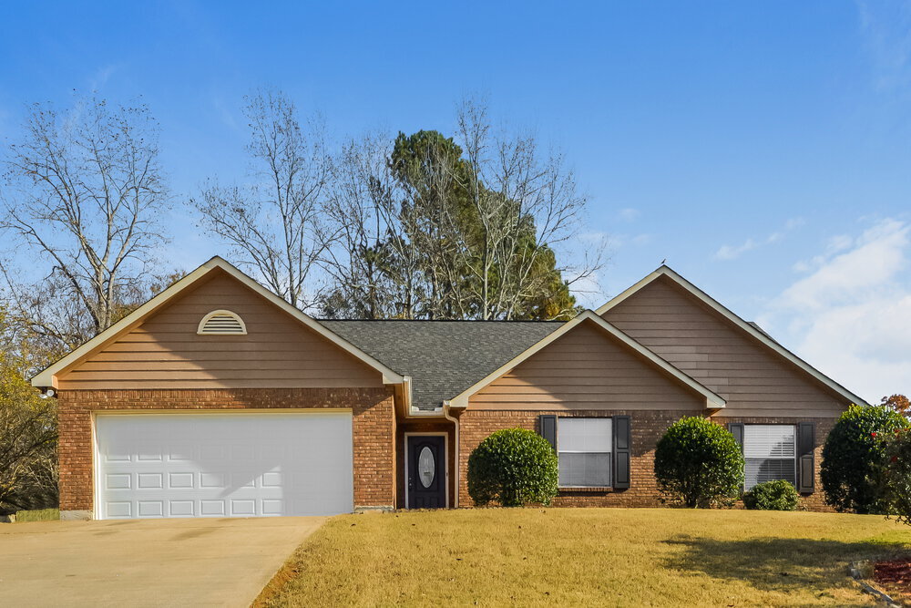 189 Eagle Way in Stockbridge, GA - Building Photo