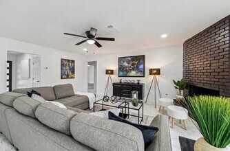 1210 Burning Tree Rd in Humble, TX - Building Photo - Building Photo