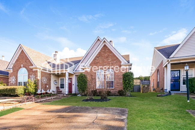 1180 Brady Hollow Ln in Memphis, TN - Building Photo - Building Photo