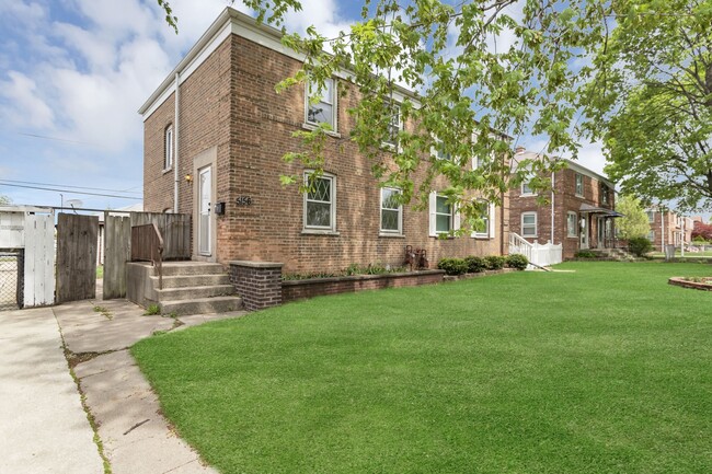 property at 5156 W 63rd Pl