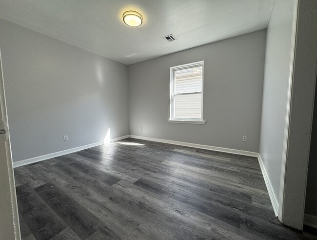 458 Bergen Ave, Unit 3 in Jersey City, NJ - Building Photo - Building Photo