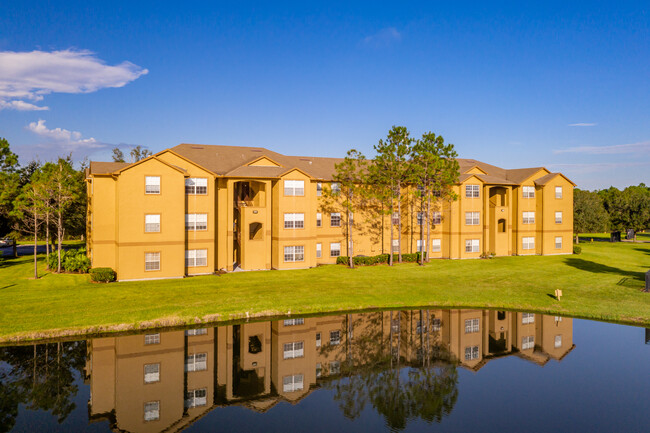 Hampton Point Apartments | Punta Gorda, FL Apartments For Rent