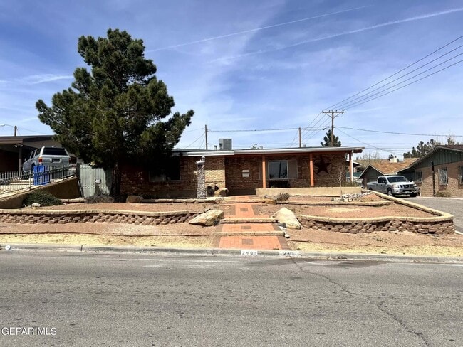 property at 2905 Harrison Ave