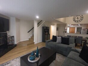 26465 Portola in Mission Viejo, CA - Building Photo - Building Photo
