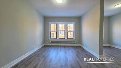 622 W Cornelia, Unit 1 in Chicago, IL - Building Photo - Building Photo