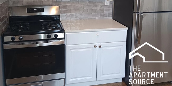 property at 918 Green Bay Rd