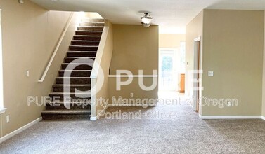 2806 Raymond St in Forest Grove, OR - Building Photo - Building Photo