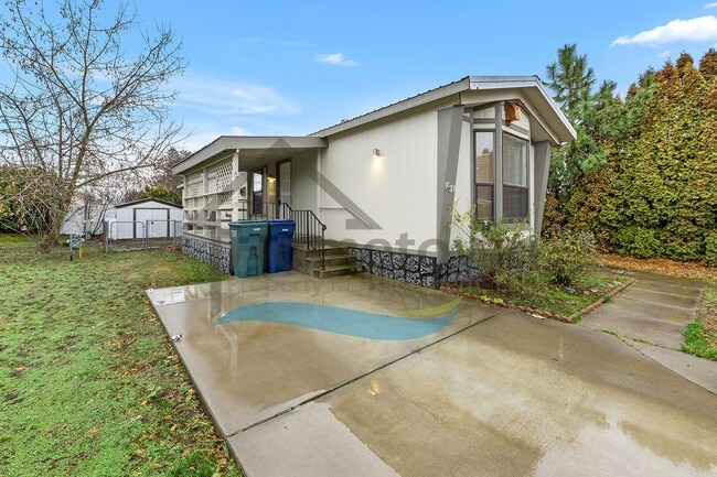 1615 W Marlborough Ave