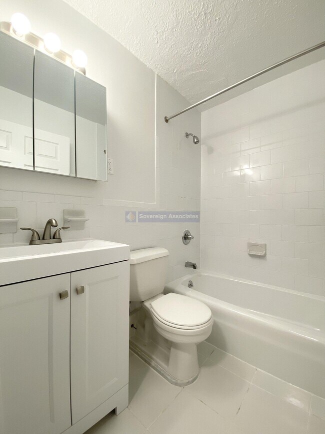 3333 Broadway in New York, NY - Building Photo - Building Photo
