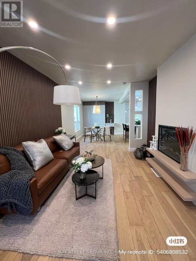 396 Emerald St N in Hamilton, ON - Building Photo - Building Photo