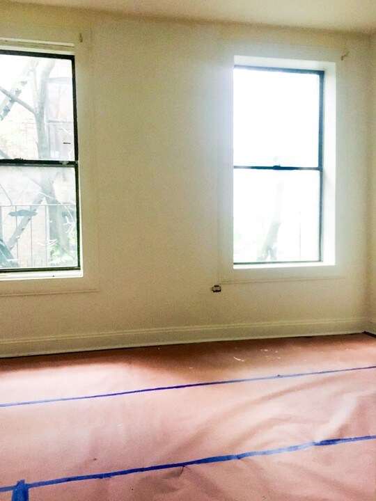 529 W 151st St in New York, NY - Building Photo