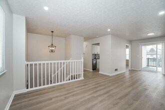 3764 Whetstone Dr in Groveport, OH - Building Photo - Building Photo