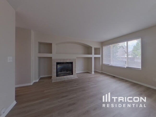 14406 E Elk Pl in Denver, CO - Building Photo - Building Photo