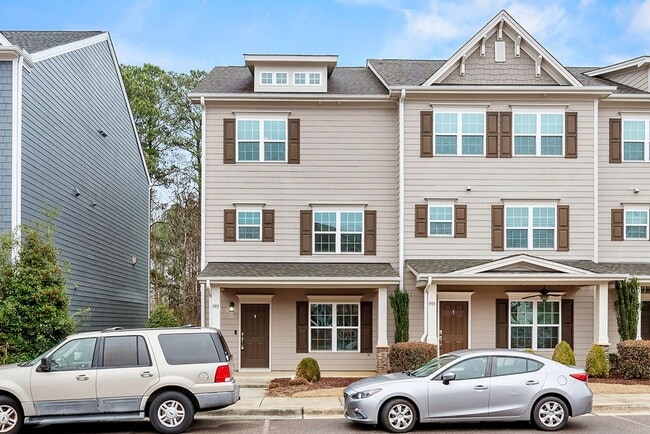 993 Tender Dr in Apex, NC - Building Photo - Building Photo