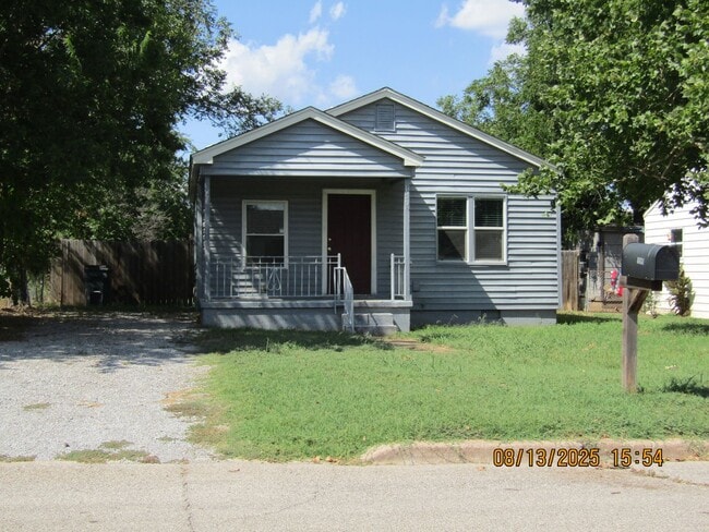 property at 1509 NW Taft Ave