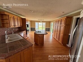 1855 Brush Creek Rd in Springdale, AR - Building Photo - Building Photo