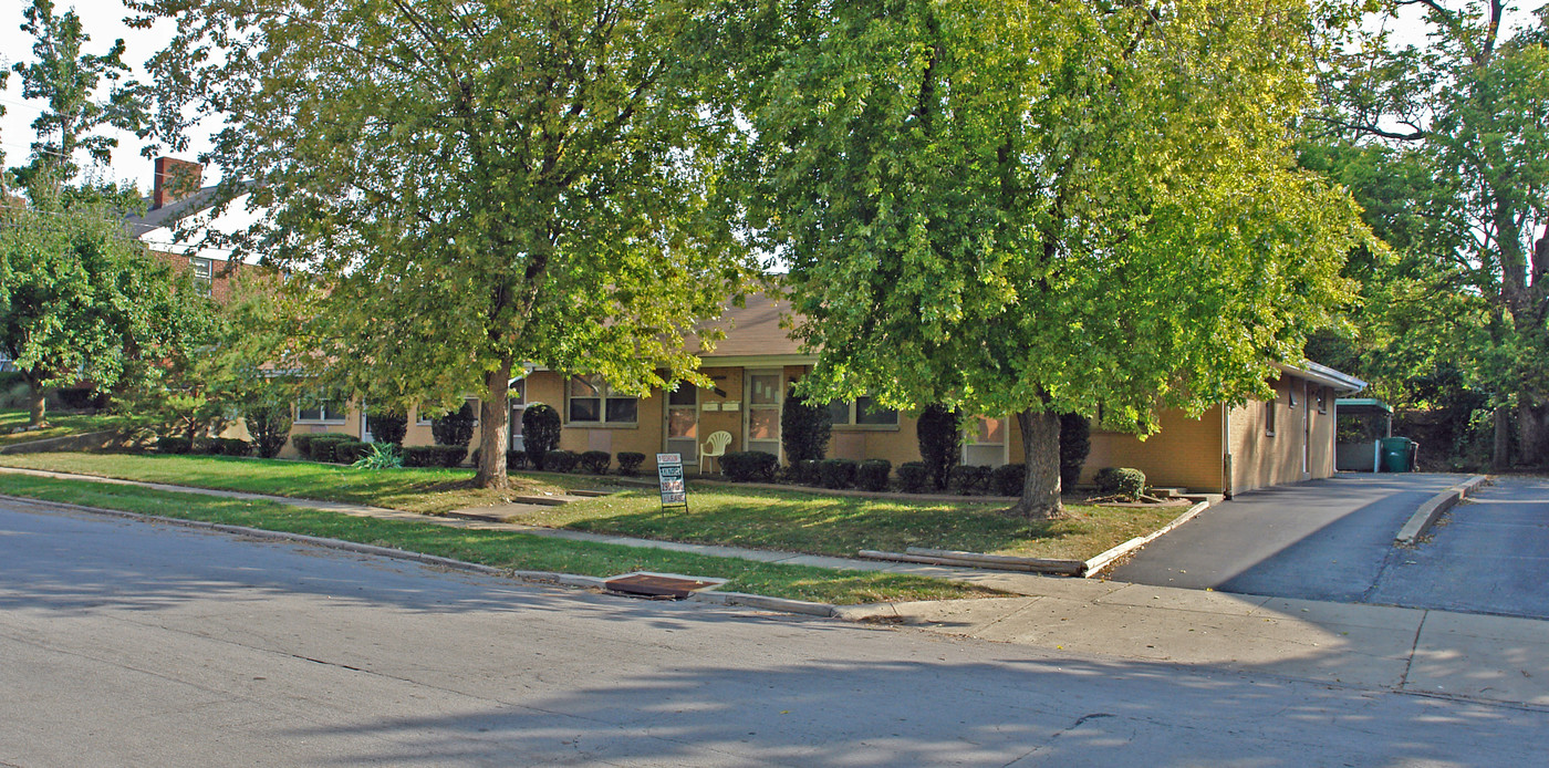 3070 Southdale Dr in Dayton, OH - Building Photo