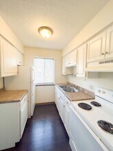 2001 Bryant Ave S in Minneapolis, MN - Foto de edificio - Interior Photo
