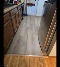 8 N Governor Haines St in Hamburg, NJ - Building Photo - Building Photo