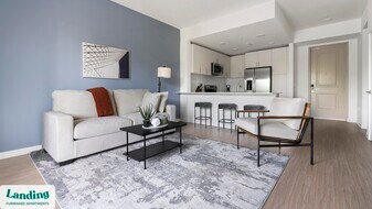 7301 Lake Bank Lp, Unit D4-307 in Ft. Myers, FL - Building Photo