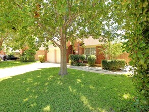213 Mesa Verde in Cedar Park, TX - Building Photo - Building Photo
