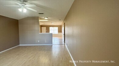 525 N Iola Ave in Lubbock, TX - Building Photo - Building Photo