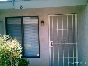 8201 Laborough Dr in Bakersfield, CA - Building Photo - Building Photo