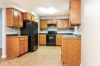 7221 Fulton St in Benton, AR - Foto de edificio - Building Photo