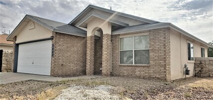 3400 Tierra Cromo Rd in El Paso, TX - Building Photo - Building Photo