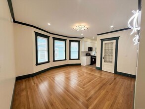 130 Hubinger St in New Haven, CT - Building Photo - Building Photo