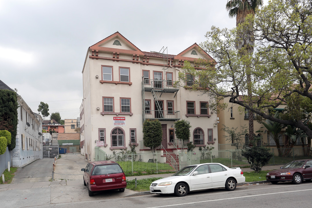 434 S Rampart Blvd in Los Angeles, CA - Foto de edificio