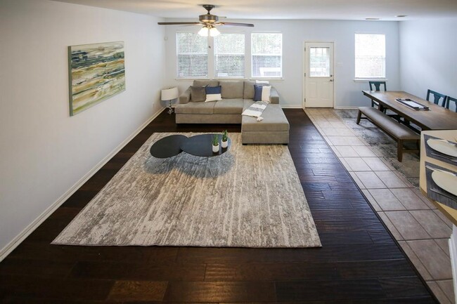 156 Summerhaze Cir in Spring, TX - Building Photo - Building Photo