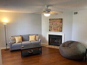 141 E Boyd Dr in Baton Rouge, LA - Building Photo - Building Photo