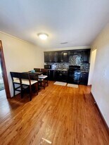 1546 Locust St, Unit A Apartamentos