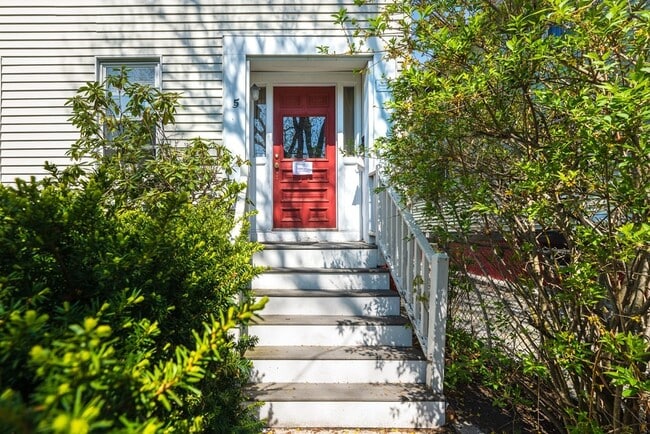 5 Union St, Unit 2 in Cambridge, MA - Building Photo - Building Photo