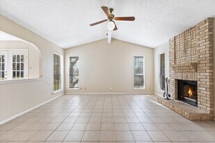 7706 Bayberry in San Antonio, TX - Building Photo