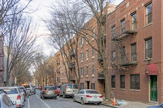 2316-2324 Beaumont Ave in Bronx, NY - Building Photo - Building Photo