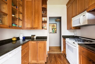 170 Claremont Ave, Unit 19 in New York, NY - Building Photo - Building Photo