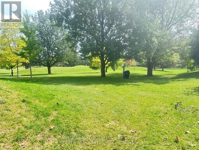 117 Crockamhill Dr in Toronto, ON - Building Photo - Building Photo