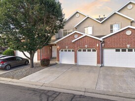 10445 Sage Creek Rd in South Jordan, UT - Building Photo