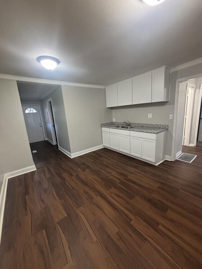 property at 1605 Arcade Ave