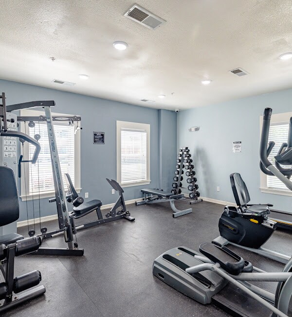 Fieldstone Apartments in Olathe, KS