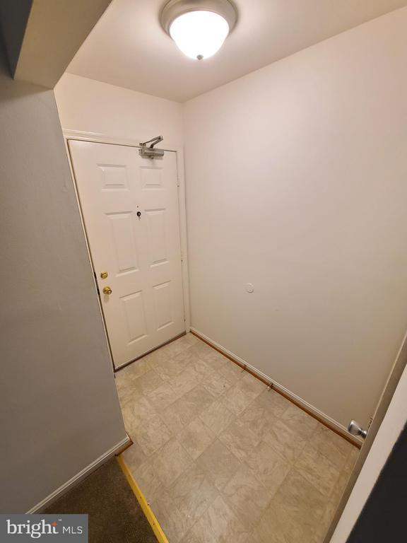 20229 Shipley Terrace in Germantown, MD - Building Photo - Building Photo