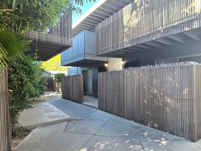 1005-1007 Ravenscourt Ave in San Jose, CA - Building Photo - Building Photo