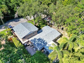 1610 SW 30th Pl in Fort Lauderdale, FL - Building Photo - Building Photo