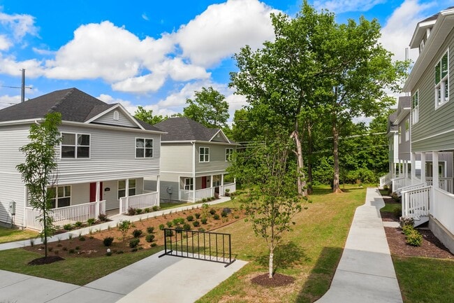668 Whitham Ave in Fayetteville, AR - Building Photo - Building Photo