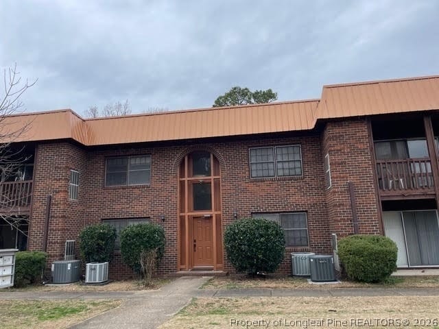 property at 629 Gable Ct