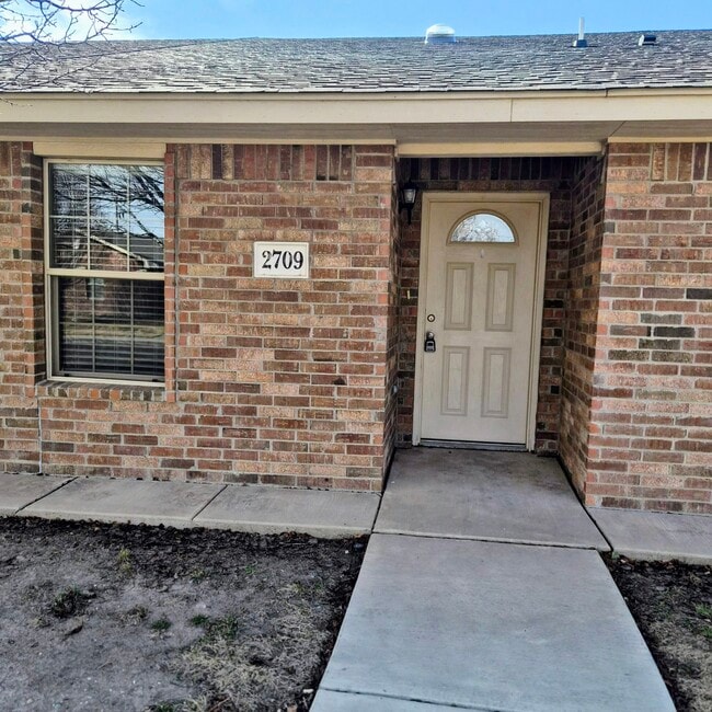 2709 Steves Way in Amarillo, TX - Building Photo - Building Photo